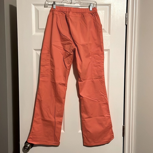 HeartSoul scrub set Size S - Picture 6 of 6